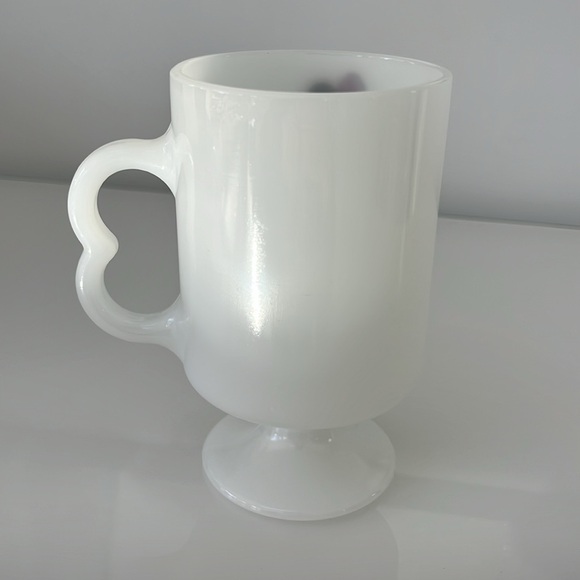 Vintage Mickey & Minnie Pedestal Milk Glass Coffee Mugs Set Pair - Picture 6 of 13